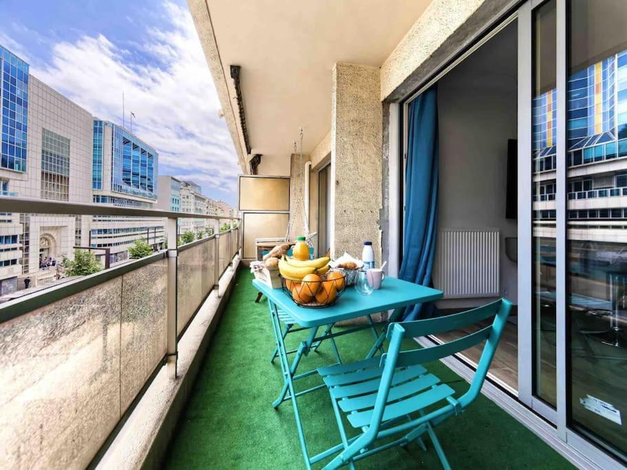 1 Min To With Parking 3 Bedroom Flat * Nizza